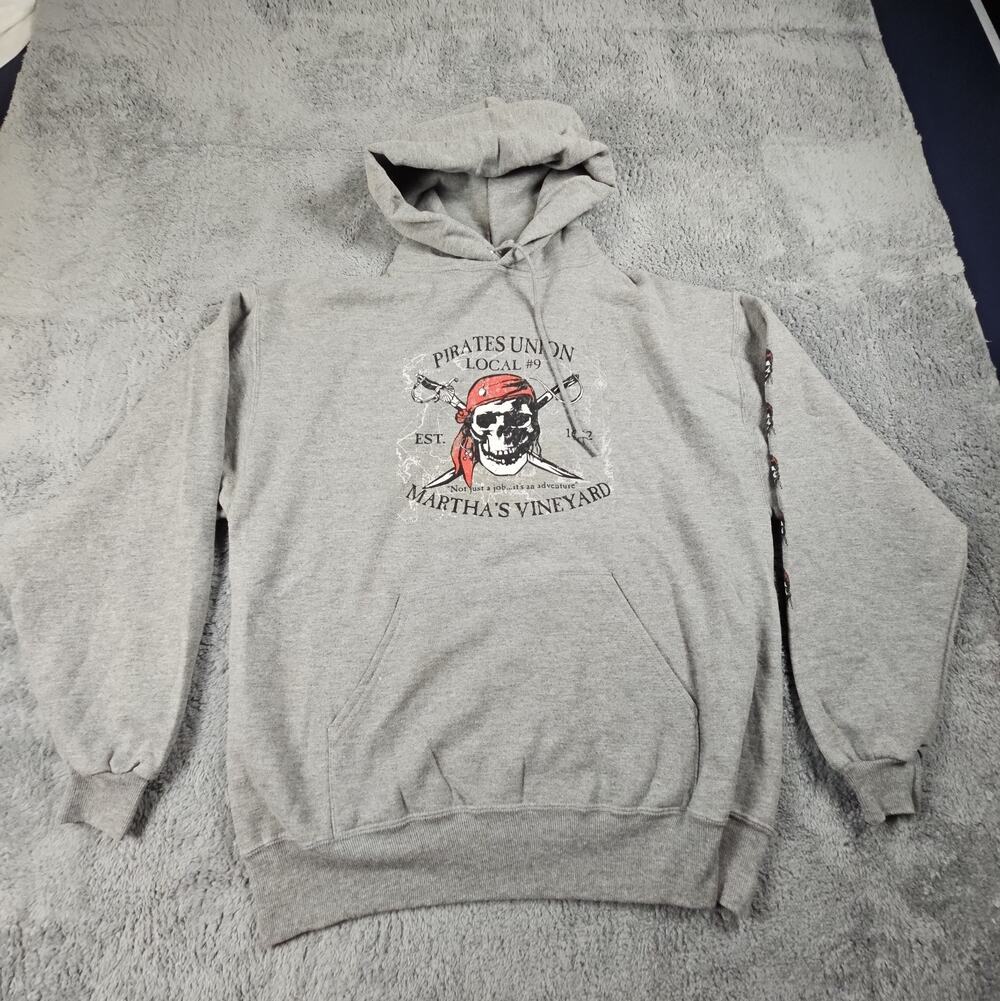 Mens Large Gray Martha's Vineyard Pirates Union Skull Pullover Hoodie Sweatshirt